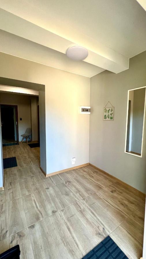 Aparthotel W Dolinie Stawow Zator By Housine Las Exterior foto